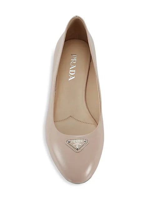 Prada flats top