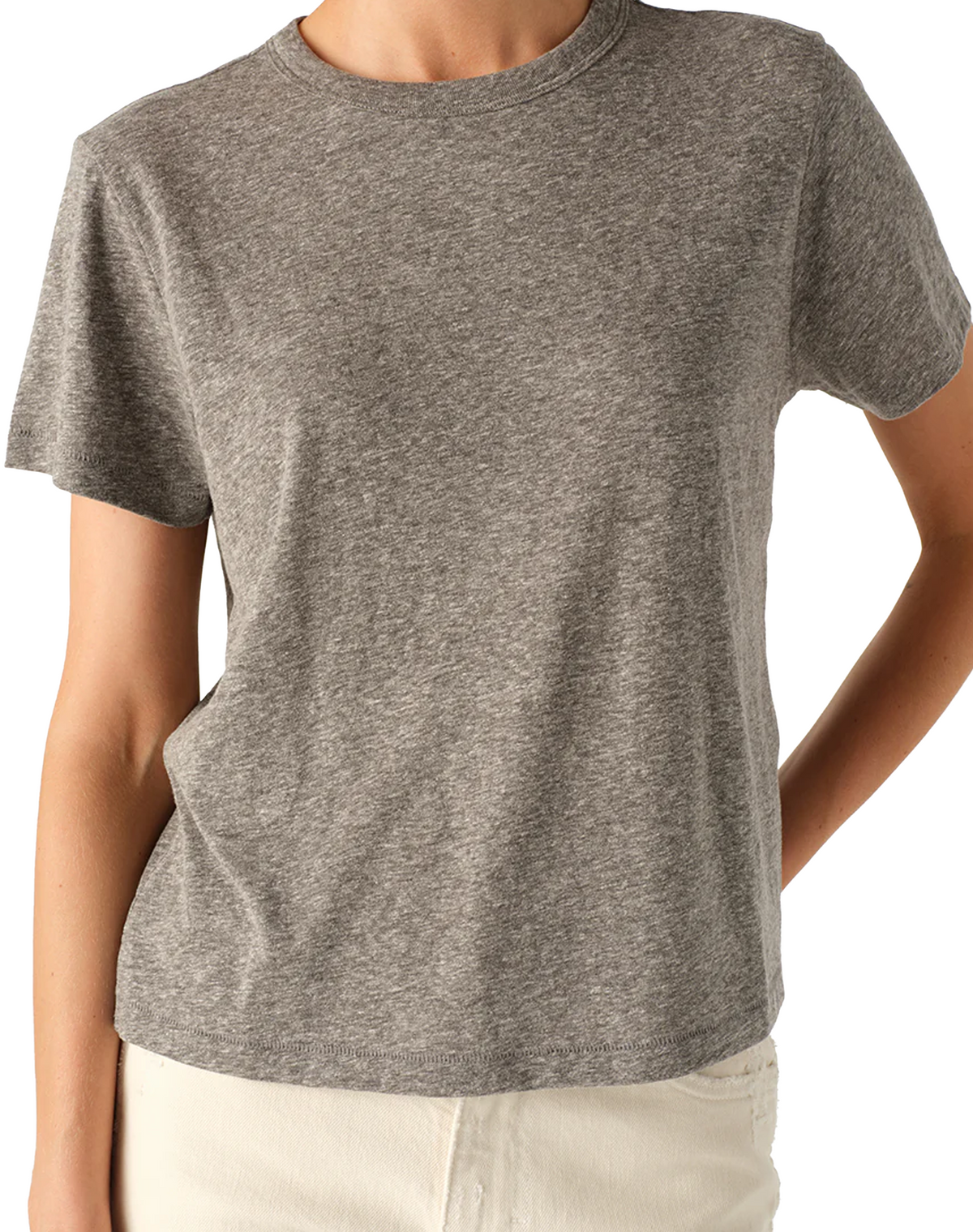 AMO Lovey Tee